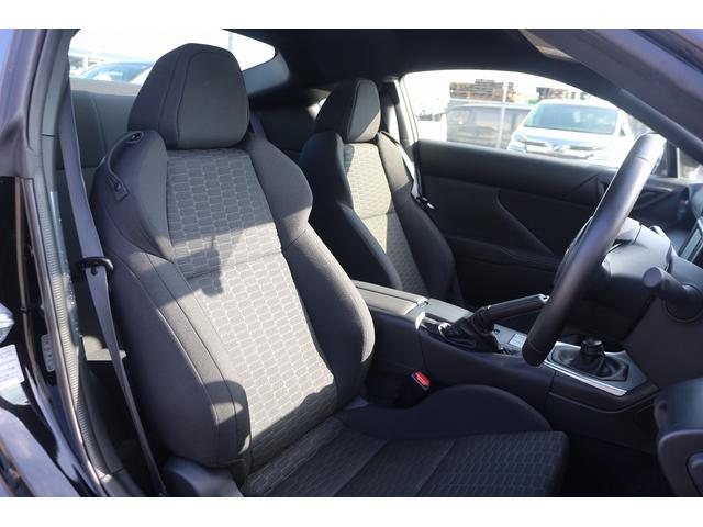 ＧＲ８６ ＲＣ　禁煙車　６ＭＴ　純正ナビ　フルセグＴＶ　バックカメラ　ＬＥＤヘッドライト　ＥＴＣ　電動格納ミラー　プッシュスタート　Ｂｌｕｅｔｏｏｔｈ接続　オートライト　ＥＴＣ　横滑防止装置　クルーズコントロール（24枚目）