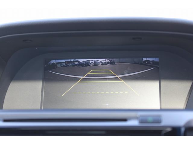 アコードハイブリッド ＥＸ　禁煙車　黒革シート　純正ナビ　フルセグＴＶ　バックカメラ　マルチインフォメーションディスプレイ　レーダークルーズコントロール　ＥＴＣ　電動格納式ミラー　クリアランスソナー　シートヒーター　パワーシート（6枚目）