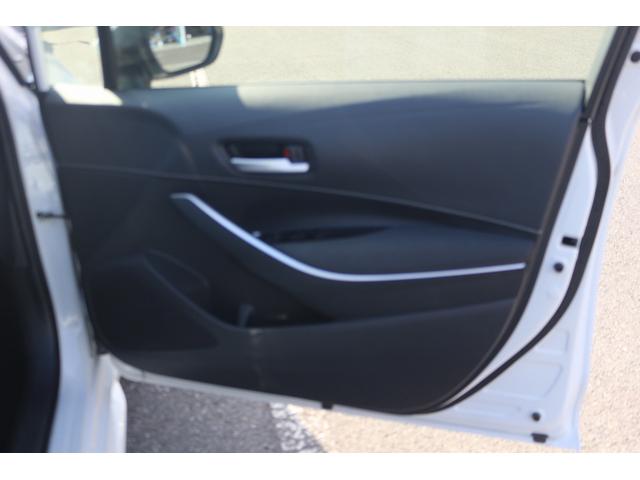 カローラツーリング Ｇ　禁煙車　純正ナビ　フルセグＴＶ　バックカメラ　レーダークルーズ　プリクラッシュセーフティー　ＥＴＣ２．０　クリアランスソナー　レーンディパーチャーアラート　Ｂｌｕｅｔｏｏｔｈ接続　プッシュスタート（27枚目）