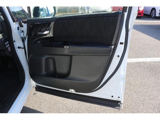 オデッセイ アブソルート・ＥＸホンダセンシング　禁煙車　ハーフレザー　純正９型ナビ　フルセグＴＶ　全周囲カメラ　両側電動スライドドア　レーダークルーズコントロール　衝突軽減ブレーキ　ＬＥＤヘッドライト　温冷シート　ブラインドスポットモニター（30枚目）