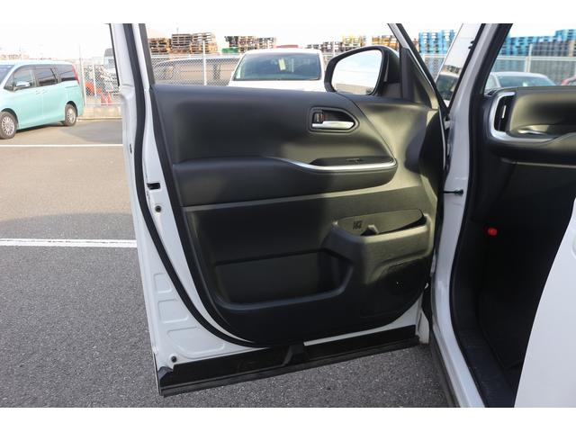 ヴォクシー ハイブリッドＳ－Ｚ　禁煙車　純正１０．２５型ナビ　フルセグＴＶ　バックカメラ　衝突軽減　アダプティブクルーズコントロール　シートヒーター　ＥＴＣ２．０　トヨタセーフティセンス　プリクラッシュセーフティ　クリアランスソナー（37枚目）