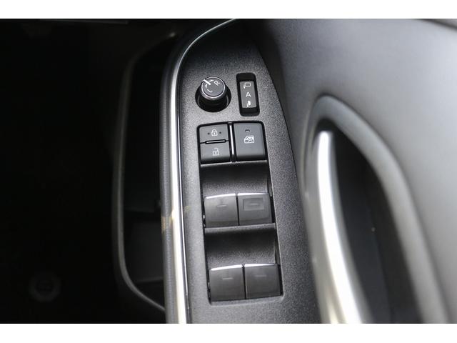 ヴォクシー ハイブリッドＳ－Ｚ　禁煙車　純正１０．２５型ナビ　フルセグＴＶ　バックカメラ　衝突軽減　アダプティブクルーズコントロール　シートヒーター　ＥＴＣ２．０　トヨタセーフティセンス　プリクラッシュセーフティ　クリアランスソナー（46枚目）