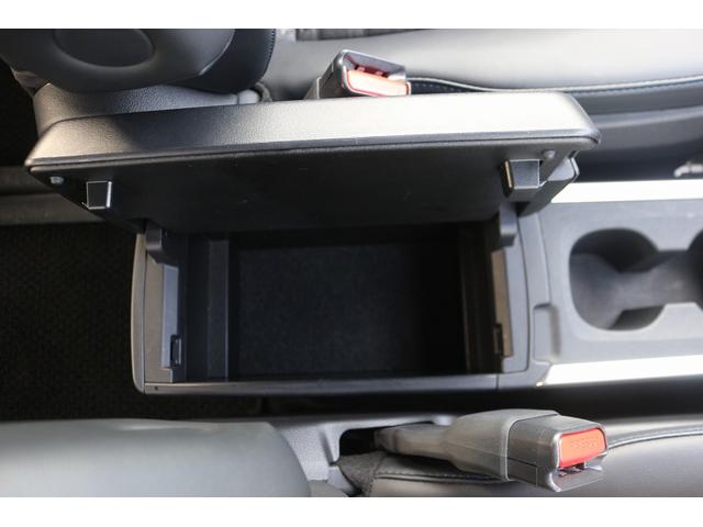 ヴォクシー ハイブリッドＳ－Ｚ　禁煙車　純正１０．２５型ナビ　フルセグＴＶ　バックカメラ　衝突軽減　アダプティブクルーズコントロール　シートヒーター　ＥＴＣ２．０　トヨタセーフティセンス　プリクラッシュセーフティ　クリアランスソナー（62枚目）