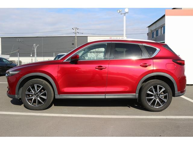 CX-5 25S Lパッケージ 禁煙車 フリップダウンモニター BOSEサウンド 黒革シート 純正ニビ フルセグ バックカメラ レーダークルーズコントロール 衝突軽減ブレーキ クリアランスソナー 電動格納ドアミラー オートライト(11枚目)
