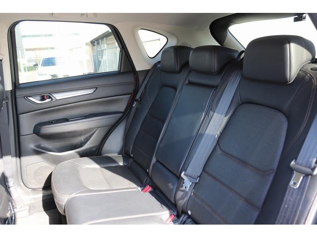 CX-5 25S Lパッケージ 禁煙車 フリップダウンモニター BOSEサウンド 黒革シート 純正ニビ フルセグ バックカメラ レーダークルーズコントロール 衝突軽減ブレーキ クリアランスソナー 電動格納ドアミラー オートライト(72枚目)
