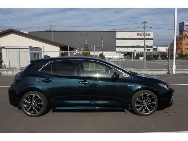 カローラスポーツ ハイブリッドＧ　Ｚ　禁煙車　パナソニック９型ナビ　フルセグＴＶ　バックカメラ　衝突軽減ブレーキ　レーダークルーズ　ＬＥＤヘッドライト　ＥＴＣ　デジタルインナーミラー　ブラインドスポットモニター　スマートキー　電格ミラー（10枚目）