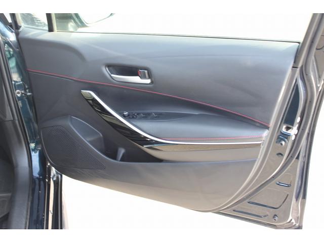カローラスポーツ ハイブリッドＧ　Ｚ　禁煙車　パナソニック９型ナビ　フルセグＴＶ　バックカメラ　衝突軽減ブレーキ　レーダークルーズ　ＬＥＤヘッドライト　ＥＴＣ　デジタルインナーミラー　ブラインドスポットモニター　スマートキー　電格ミラー（24枚目）