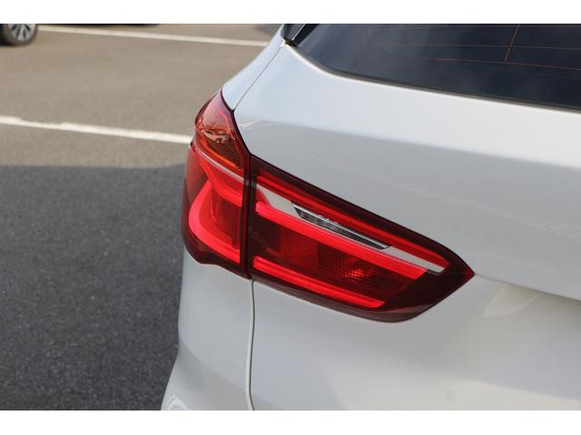 Ｘ１ ｘＤｒｉｖｅ　２０ｉ　ｘライン　禁煙車　黒革　純正ナビ　バックカメラ　衝突軽減ブレーキ　シートヒーター　電動リアゲート　オプション１９インチＡＷ　ＬＥＤヘッドライト　ＥＴＣ　クリアランスソナー　電動格納式ドアミラー　ＢＴ接続（20枚目）
