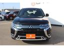 アウトランダーＰＨＥＶ Ｇプレミアムパッケージ　１オーナー／純正ナビ／地デジ／全周囲カメラ／後席モニター／衝突軽減ブレーキ／レーダークルーズ／シートヒーター／ＬＥＤヘッドライト／ＥＴＣ／電動リアゲート／ステアリングヒーター／（3枚目）