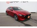 ＭＡＺＤＡ３ファストバック ２０Ｓバーガンディ　セレクション　１オーナー／赤革シート／純正８．８型ナビ／地デジ／全周囲カメラ／衝突軽減／レーダークルーズ／ＬＥＤヘッドライト／Ｂｌｕｅｔｏｏｔｈ／障害物センサー／スマートキー／プッシュスタート／（4枚目）