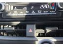 ハイブリッドＺ　純正１０．５インチディスプレイオーディオ／地デジ全方位カメラ／トヨタセーフティセンス／両側電動／ＬＥＤヘッドライト／レーダークルーズ／スマートキー／（51枚目）