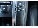 マカン　ターボ　禁煙車　スポーツクロノＰＫＧ　ＢＯＳＥサウンド　純正ナビ　フルセグＴＶ　バックカメラ　電動リアゲート　レッドキャリパー　エアサスペンション　ＥＴＣ　パワーシート　サイドカメラ　純正１９ＡＷ　キーレス（57枚目）