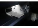 ハッチバック　禁煙車　黒革シート　純正ナビ　フルセグＴＶ　バックカメラ　レーダークルーズコントロール　衝突軽減ブレーキ　ＬＥＤヘッドライト　シートヒーター　パワーシート　アイドリングストップ　電動格納ドアミラー（45枚目）