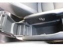 ハッチバック　禁煙車　黒革シート　純正ナビ　フルセグＴＶ　バックカメラ　レーダークルーズコントロール　衝突軽減ブレーキ　ＬＥＤヘッドライト　シートヒーター　パワーシート　アイドリングストップ　電動格納ドアミラー（47枚目）