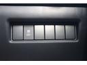 ベースグレード 禁煙車 1オーナー 6MT オーディオ クルーズコントロール LEDヘッドライト シートヒーター 純正17AW 電動格納ミラー 横滑り防止装置 オートライト プッシュスタート スマートキー(45枚目)
