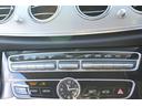 Ｅ２２０ｄ　ステーションワゴン　アバンギャルド　ワンオーナー　禁煙車　レーダーセーフティＰＫＧ　ハーフレザーシート　純正ＨＤＤナビ　フルセグ　全周囲カメラ　衝突軽減ブレーキ　レーダークルーズ　メモリ付きパワーシート　全席シートヒーター　ＬＥＤ（40枚目）