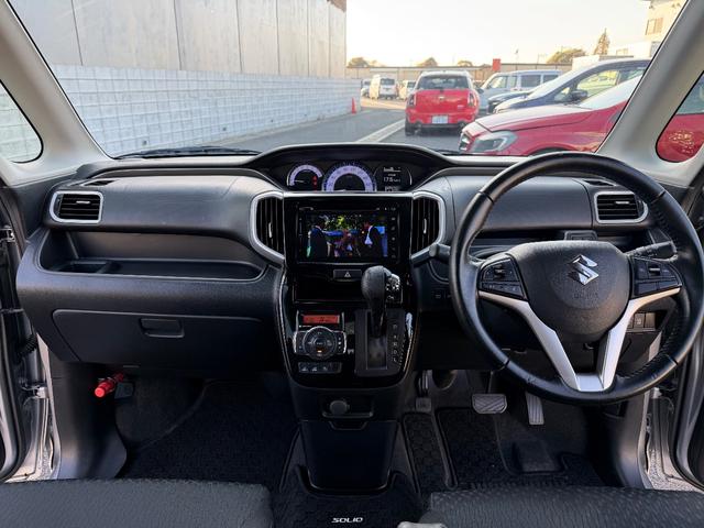 ソリオバンディット ハイブリッドMV 全周囲カメラ 衝突被害軽減システム 禁煙車 ナビ クルーズコントロール レーンアシスト 両側電動スライド LEDヘッドランプ スマートキー アイドリングストップ シートヒーター 純正アルミ(7枚目)