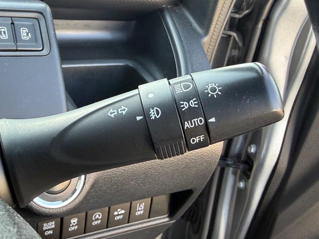 ソリオバンディット ハイブリッドMV 全周囲カメラ 衝突被害軽減システム 禁煙車 ナビ クルーズコントロール レーンアシスト 両側電動スライド LEDヘッドランプ スマートキー アイドリングストップ シートヒーター 純正アルミ(17枚目)