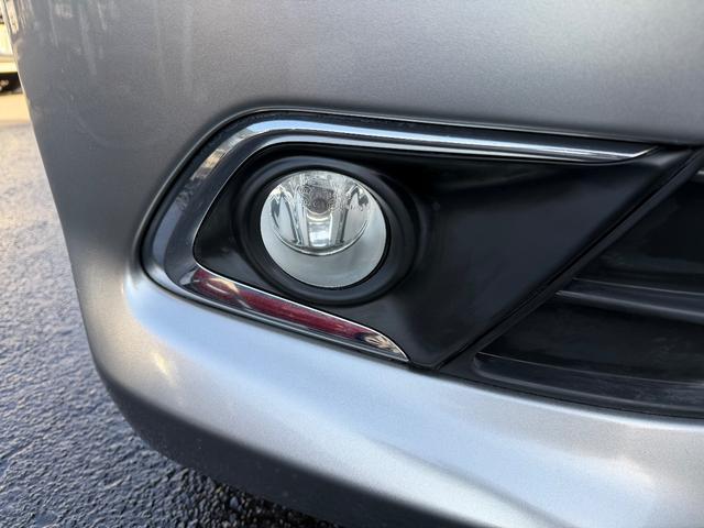 ソリオバンディット ハイブリッドMV 全周囲カメラ 衝突被害軽減システム 禁煙車 ナビ クルーズコントロール レーンアシスト 両側電動スライド LEDヘッドランプ スマートキー アイドリングストップ シートヒーター 純正アルミ(20枚目)