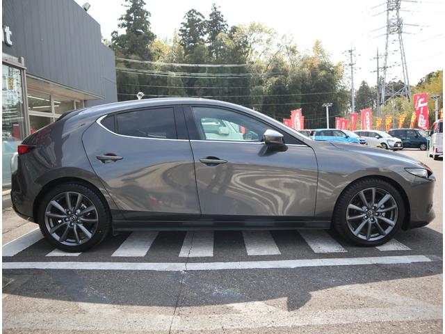 マツダ ＭＡＺＤＡ３ファストバック