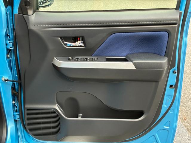 ルーミー カスタムＧ　Ｓ　衝突軽減　ナビ　フルセグＴＶ　ＣＤ　ＤＶＤ　ＭＳＶ　Ｂｌｕｅｔｏｏｔｈ接続　バックカメラ　スマートキー　プッシュスタート　ＥＴＣ　コーナーセンサー　クルコン　シートヒーター　ドラレコ　両側電動スライド（43枚目）