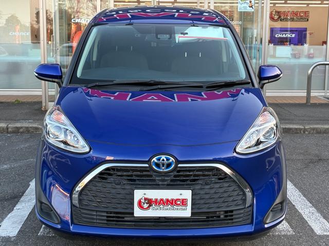 シエンタ ハイブリッド ファンベースX 衝突軽減ブレーキ 純正ナビ フルセグ CD BT接続 バックカメラ スマートキー プッシュスタート ETC 電動格納ミラー 電動スライドドア オートライト オートハイビーム(4枚目)