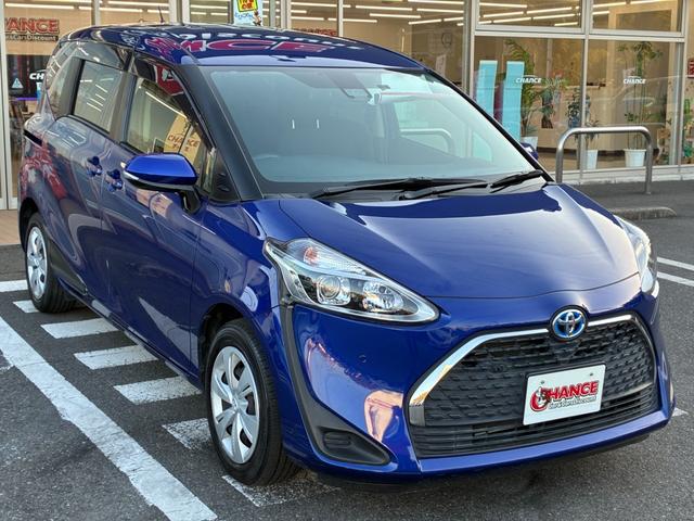 シエンタ ハイブリッド ファンベースX 衝突軽減ブレーキ 純正ナビ フルセグ CD BT接続 バックカメラ スマートキー プッシュスタート ETC 電動格納ミラー 電動スライドドア オートライト オートハイビーム(5枚目)