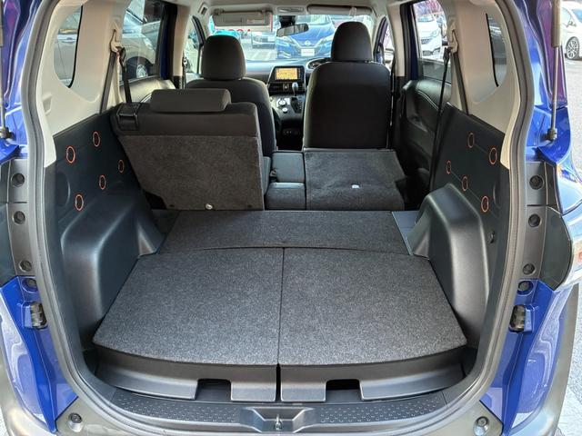 シエンタ ハイブリッド ファンベースX 衝突軽減ブレーキ 純正ナビ フルセグ CD BT接続 バックカメラ スマートキー プッシュスタート ETC 電動格納ミラー 電動スライドドア オートライト オートハイビーム(18枚目)