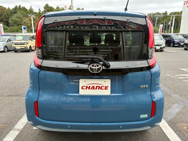 シエンタ ハイブリッドＧ　衝突軽減ブレーキ　レーンキープアシスト　ブラインドスポット　純正ナビ　フルセグ　ＢＴ接続　ＵＳＢ　全方位カメラ　再度カメラ　スマートキー　ＥＴＣ２．０　コーナーセンサー　シートヒーターＬＲ　両側電動（8枚目）