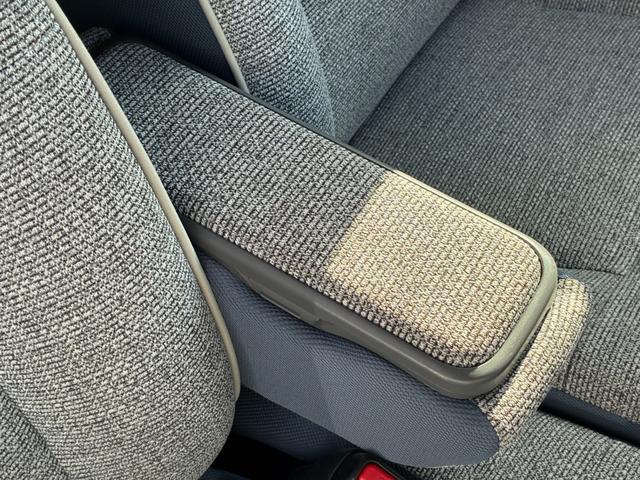 ムーヴキャンバス ストライプスＧターボ　衝突軽減　レーンアシスト　純正大型ナビ　フルセグＴＶ　ＣＤ　ＤＶＤ　ＭＳＶ　ＢＴ接続　バックカメラ　ＥＴＣ　コーナーセンサ　シートヒータ　前後ドラレコ　両側電動スライドドア　ＬＥＤ　オートライト（33枚目）