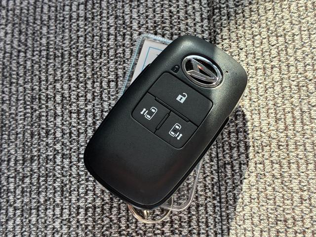 ムーヴキャンバス ストライプスＧターボ　衝突軽減　レーンアシスト　純正大型ナビ　フルセグＴＶ　ＣＤ　ＤＶＤ　ＭＳＶ　ＢＴ接続　バックカメラ　ＥＴＣ　コーナーセンサ　シートヒータ　前後ドラレコ　両側電動スライドドア　ＬＥＤ　オートライト（43枚目）