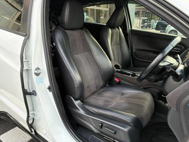 ヴェゼル ハイブリッドＲＳ・ホンダセンシング　衝突軽減ブレーキ　レーンアシスト　純正ナビ　フルセグ　ＣＤ　ＤＶＤ　ＢＴ接続　バックカメラ　スマートキー　プッシュスタート　ＥＴＣ　クルコン　Ｗエアコン　ヒートシーター　パドルシフト　オートライト（15枚目）