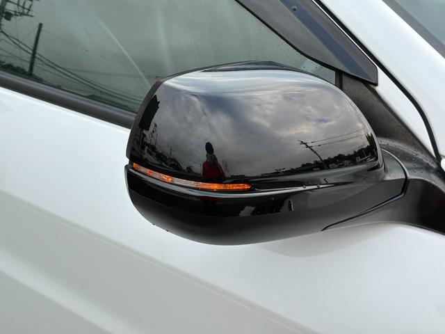 ヴェゼル ハイブリッドＲＳ・ホンダセンシング　衝突軽減ブレーキ　レーンアシスト　純正ナビ　フルセグ　ＣＤ　ＤＶＤ　ＢＴ接続　バックカメラ　スマートキー　プッシュスタート　ＥＴＣ　クルコン　Ｗエアコン　ヒートシーター　パドルシフト　オートライト（50枚目）