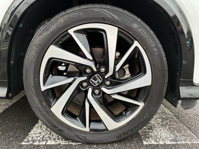 ヴェゼル ハイブリッドＲＳ・ホンダセンシング　衝突軽減ブレーキ　レーンアシスト　純正ナビ　フルセグ　ＣＤ　ＤＶＤ　ＢＴ接続　バックカメラ　スマートキー　プッシュスタート　ＥＴＣ　クルコン　Ｗエアコン　ヒートシーター　パドルシフト　オートライト（54枚目）