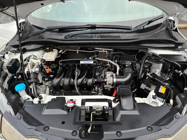 ヴェゼル ハイブリッドＲＳ・ホンダセンシング　衝突軽減ブレーキ　レーンアシスト　純正ナビ　フルセグ　ＣＤ　ＤＶＤ　ＢＴ接続　バックカメラ　スマートキー　プッシュスタート　ＥＴＣ　クルコン　Ｗエアコン　ヒートシーター　パドルシフト　オートライト（58枚目）