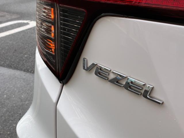 ヴェゼル ハイブリッドＲＳ・ホンダセンシング　衝突軽減ブレーキ　レーンアシスト　純正ナビ　フルセグ　ＣＤ　ＤＶＤ　ＢＴ接続　バックカメラ　スマートキー　プッシュスタート　ＥＴＣ　クルコン　Ｗエアコン　ヒートシーター　パドルシフト　オートライト（61枚目）