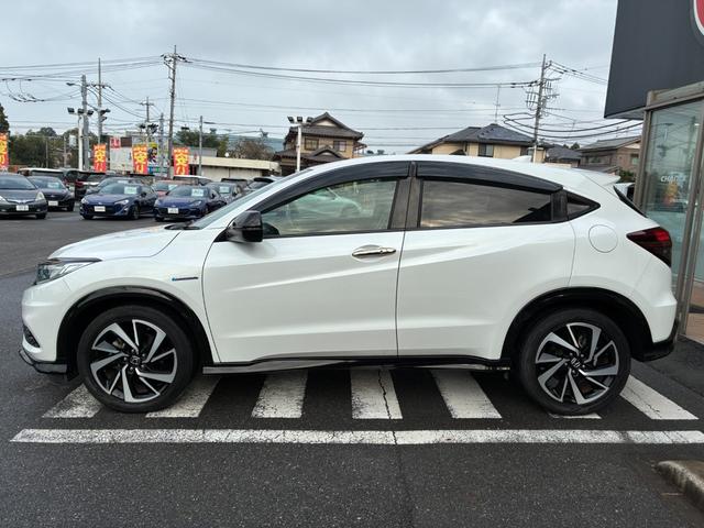 ヴェゼル ハイブリッドＲＳ・ホンダセンシング　衝突軽減ブレーキ　レーンアシスト　純正ナビ　フルセグ　ＣＤ　ＤＶＤ　ＢＴ接続　バックカメラ　スマートキー　プッシュスタート　ＥＴＣ　クルコン　Ｗエアコン　ヒートシーター　パドルシフト　オートライト（70枚目）