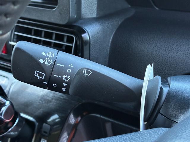 タント カスタムRS 衝突軽減ブレーキ レーンキープアシスト スマートキー プッシュスタート コーナーセンサー 両側電動スライド LED フォグランプ オートライト オートハイビーム 純正アルミホイール ブレーキホールド(34枚目)