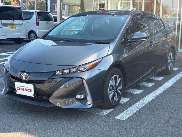 中古車を購入する際、オートローンの金利は重要な要素です。当店では、お客様の負担を軽減するために、業界でも特に低い金利を提供しています。