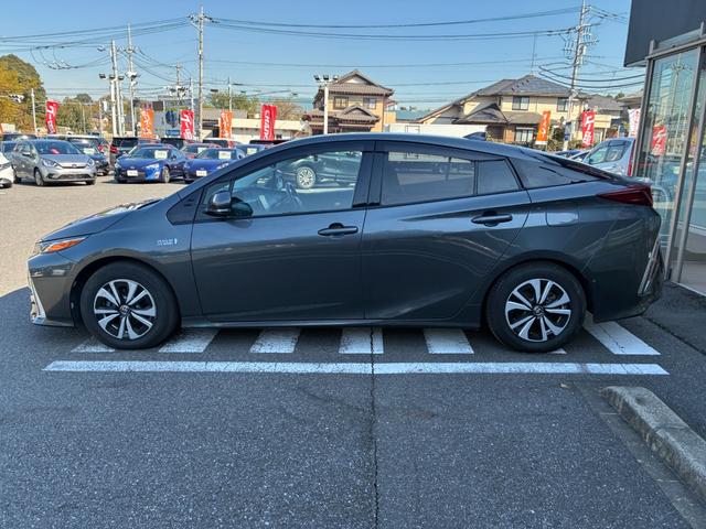 ☆☆国の規定を受けた自社工場で国家資格を持った整備士が整備付車検・納車前点検をしお客様に快適なカーライフをお届けします☆☆