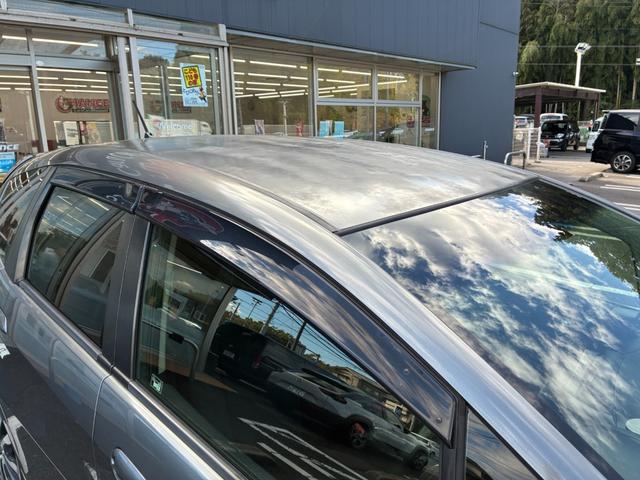 フィットハイブリッド ＲＳ　ファインスタイル　バックカメラ　キーレス　スマートキー　ＥＴＣ　クルーズコントロール　電動格納ミラー　ＨＩＤヘッドライト　フォグライト　オートライト　純正アルミホイール　ダブルエアバック　フロアマット（46枚目）