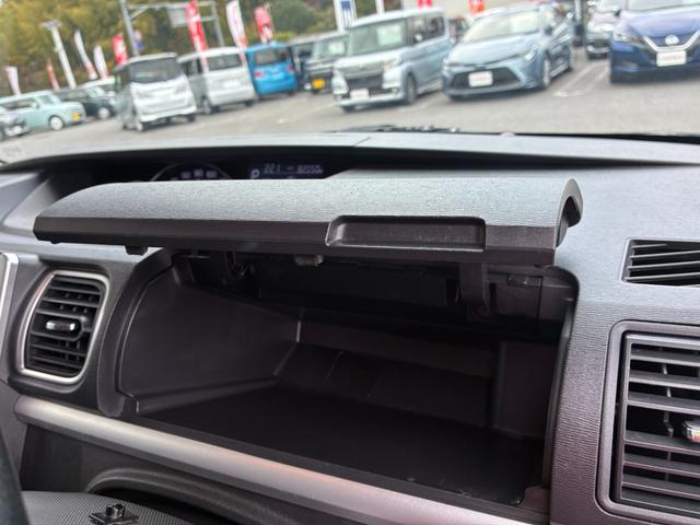 タント カスタムＲＳ　ＳＡ　衝突軽減ブレーキ　フロアマット　社外ナビ　フルセグ　ＣＤ　ＭＳＶ　ＢＴ接続　スマートキー　ＥＴＣ　電動格納ミラー　両側デンスラ　ＬＥＤ　フォグランプ　オートライト　ベンチシート　純正アルミ（21枚目）