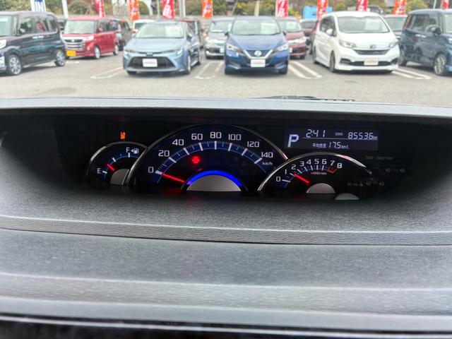 タント カスタムＸ　トップエディションＳＡＩＩ　衝突軽減ブレーキ　フロアマット　純正ナビ　フルセグ　ＣＤ　ＤＶＤ　ＭＳＶ　ＢＴ接続　バックカメラ　アイドリングストップ　スマートキー　コーナーセンサー　シートヒーター　ＬＥＤ　左側電動スライド（62枚目）