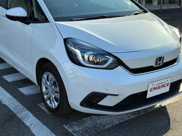 フィット e:HEVホーム 衝突軽減 レーンアシスト 純正ナビ CD DVD MSV Bluetooth接続 バックカメラ スマートキー ETC コーナーセンサー アダプティブクルコン LED オートハイビーム オートライト(44枚目)