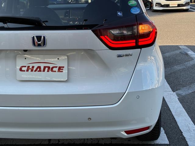 フィット e:HEVホーム 衝突軽減 レーンアシスト 純正ナビ CD DVD MSV Bluetooth接続 バックカメラ スマートキー ETC コーナーセンサー アダプティブクルコン LED オートハイビーム オートライト(48枚目)