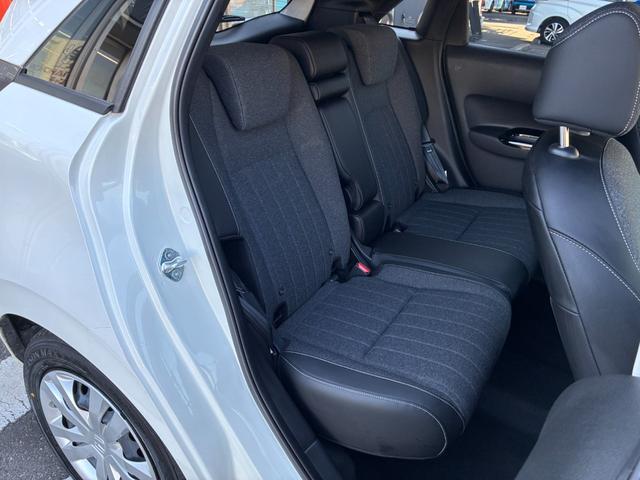 フィット e:HEVホーム 衝突軽減 レーンアシスト 純正ナビ CD DVD MSV Bluetooth接続 バックカメラ スマートキー ETC コーナーセンサー アダプティブクルコン LED オートハイビーム オートライト(70枚目)