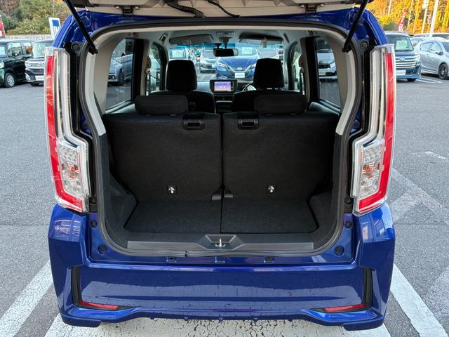 ステラ カスタムＲＳ　純正ナビ　フルセグＴＶ　ＣＤ　ＤＶＤ　ＢＴ接続　バックカメラ　スマートキー　プッシュスタート　ＥＴＣ　電動格納ミラー　ＬＥＤ　フォグライト　オートライト　オートハイビーム　純正アルミ（40枚目）