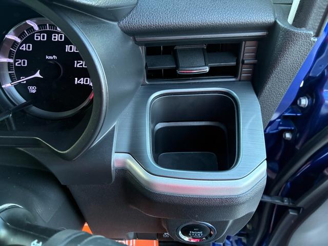 ステラ カスタムＲＳ　純正ナビ　フルセグＴＶ　ＣＤ　ＤＶＤ　ＢＴ接続　バックカメラ　スマートキー　プッシュスタート　ＥＴＣ　電動格納ミラー　ＬＥＤ　フォグライト　オートライト　オートハイビーム　純正アルミ（66枚目）