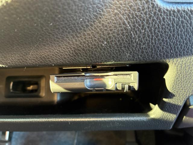 デイズルークス ハイウェイスター　Ｘ　衝突軽減ブレーキ　純正ナビ　フルセグＴＶ　ＣＤ　ＤＶＤ　ＢＴ接続　アイドリングストップ　スマートキー　プッシュスタート　ＥＴＣ　電動格納ミラー　フォグライト　オートライト　純正アルミ（25枚目）