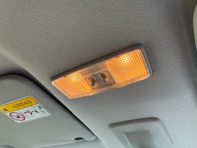 デイズルークス ハイウェイスター　Ｘ　衝突軽減ブレーキ　純正ナビ　フルセグＴＶ　ＣＤ　ＤＶＤ　ＢＴ接続　アイドリングストップ　スマートキー　プッシュスタート　ＥＴＣ　電動格納ミラー　フォグライト　オートライト　純正アルミ（35枚目）